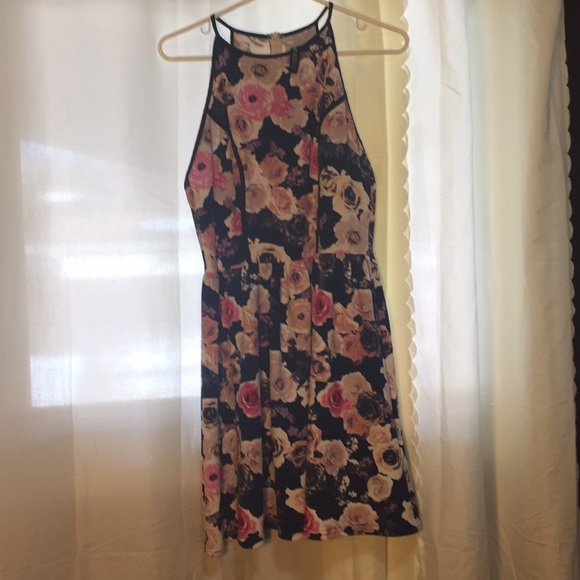 Design lab dress worn once size l - Picture 1 of 2